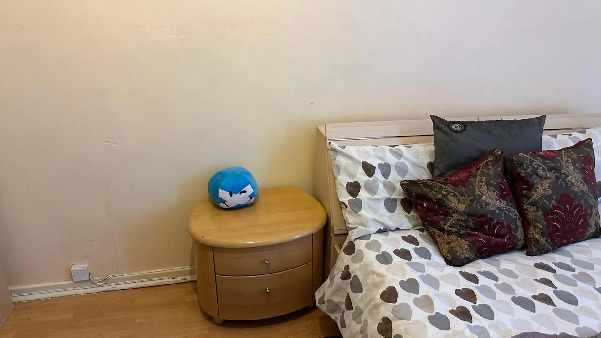 منزل للإقامة Home Away From Home بلمستيد